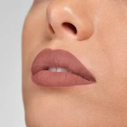 ROUGE ARTIST VELVET NUDE 34 ROUGE ARTIST VELVET NUDE -Luxe Beauty MUR ROUGEARTISTVELVETNUDE2023 105 MEDIUM RGB