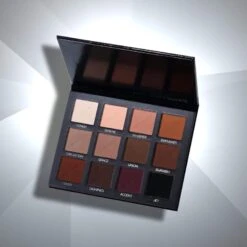 THE PADDED EYESHADOW PALETTE - 12 MATTES