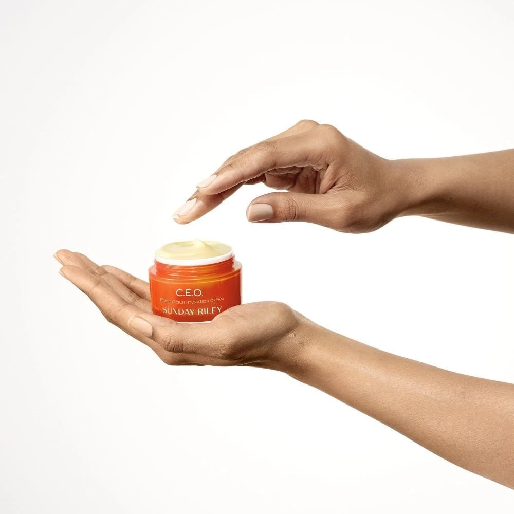 Sunday Riley C.E.O. - VITAMIN C RICH HYDRATION CREAM 6 Sunday Riley C.E.O. - VITAMIN C RICH HYDRATION CREAM - Image 4